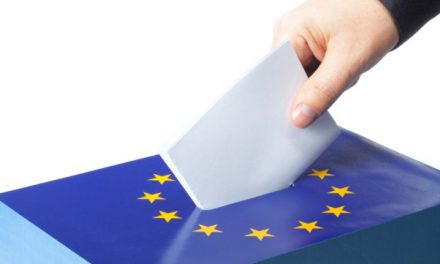 Tizenhárom EP-listát jelentettek be, ilyen sorrendben lesznek majd a pártok a szavazólapon