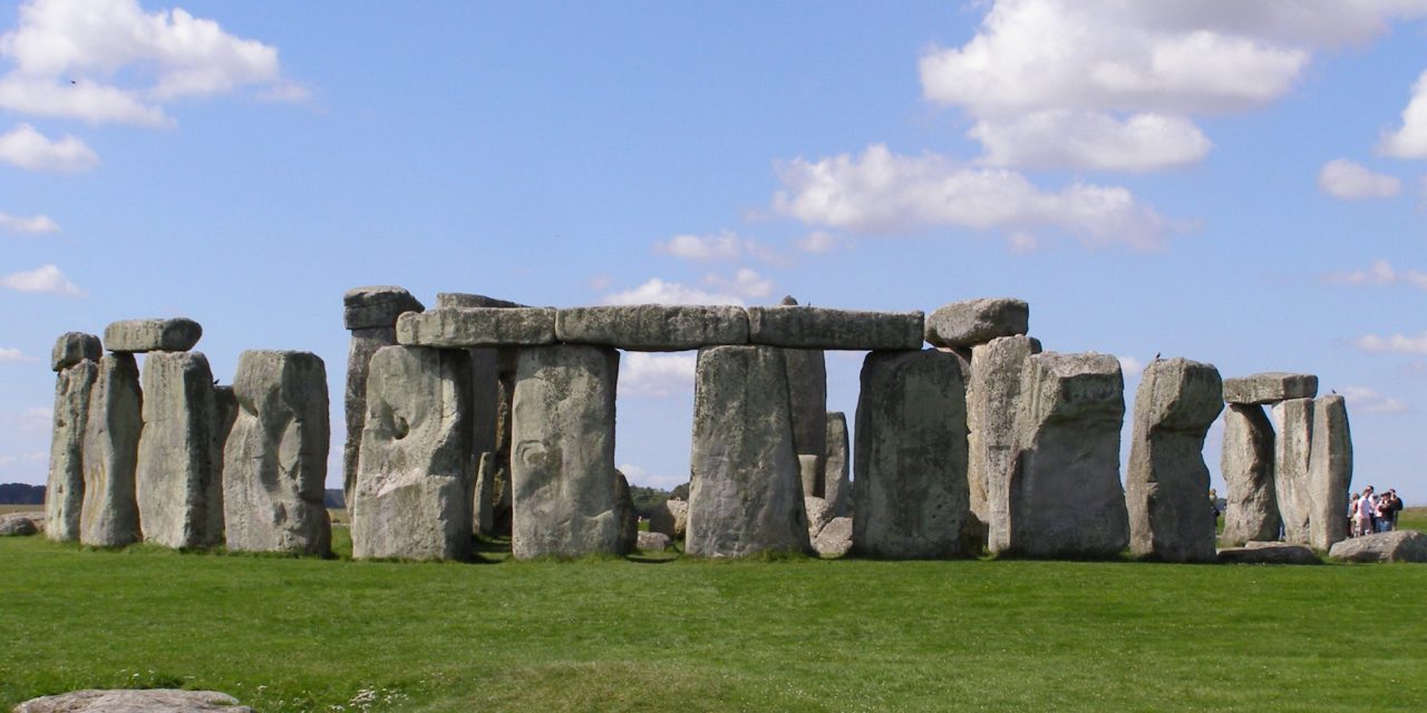 Hatvan év után került a helyére a Stonehenge egy eltűnt darabja