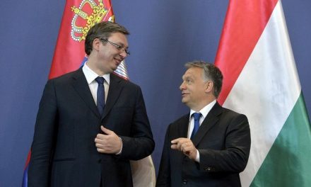 A Fideszt támogató haladók is segítenek „a levélszavazás kitöltésében”
