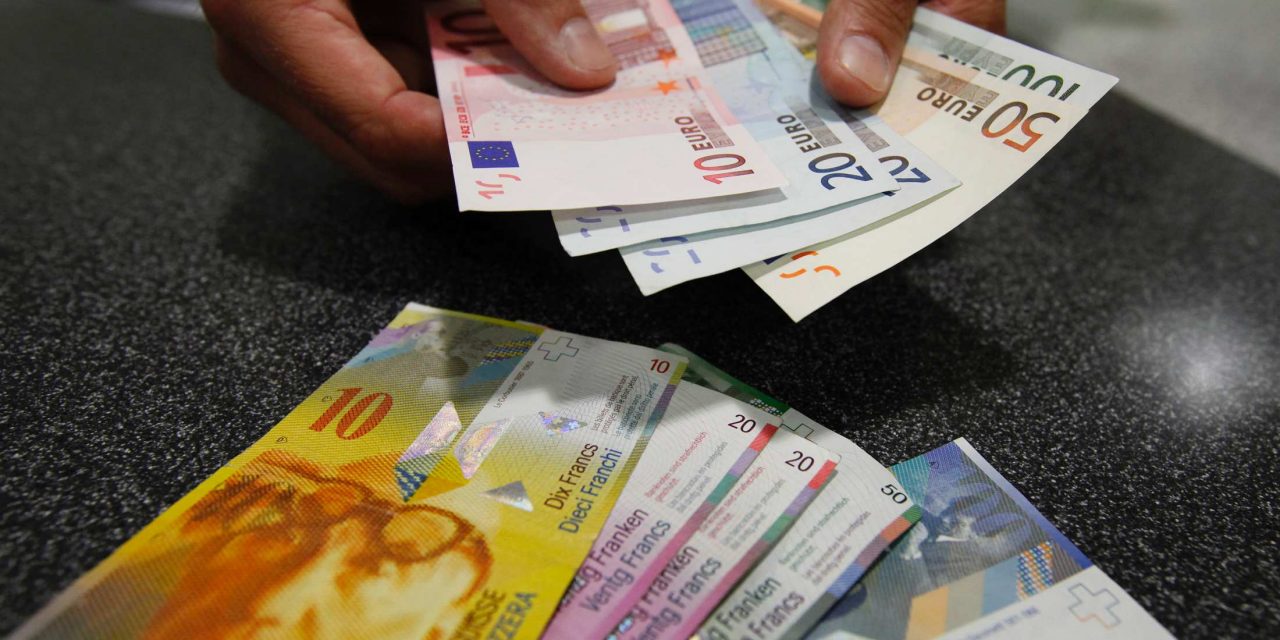 Ma lép életbe a svájci frank hitellel kapcsolatos lex specialis