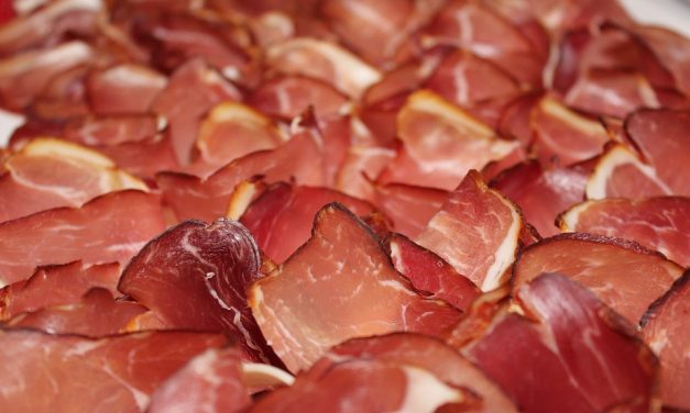 Koszovóból és Szerbiából is csempésztek volna húst Röszkénél