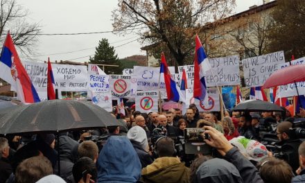 Nyugodtan telt az éjszaka Koszovóban, délben tüntetést szerveznek