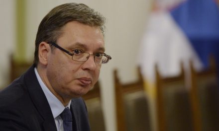 Vučićot sokkolta, hogy az Európai Unió nem reagált Hashim Thaçi kijelentésére