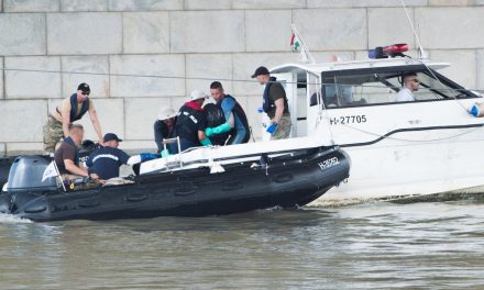 Dunai hajótragédia: Még két holttest került elő a folyóból