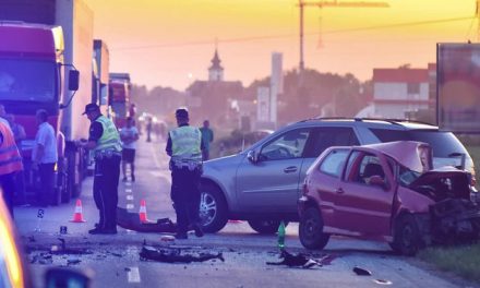 Halálos közúti baleset Újvidéken (Fotók)
