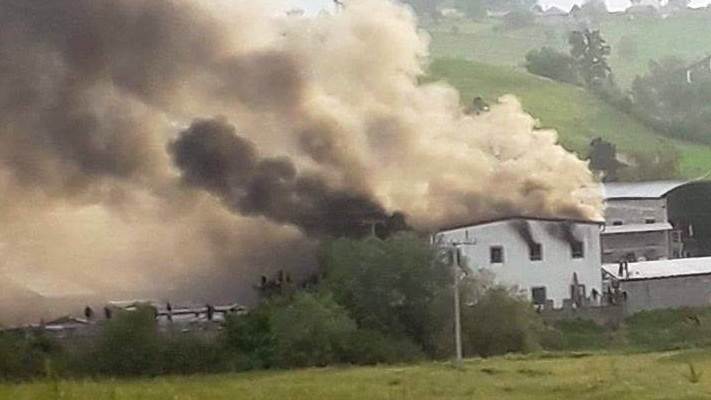 Tűz ütött ki egy boszniai menekülttáborban
