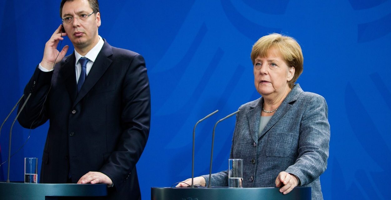 Vučić telefonon tárgyalt Angela Merkellel