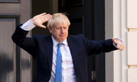 Johnson: Nagy-Britannia októberben, új megállapodással kilép az EU-ból