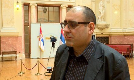 Đukanović: A Szerb Haladó Pártban felfüggesztem minden tevékenységemet