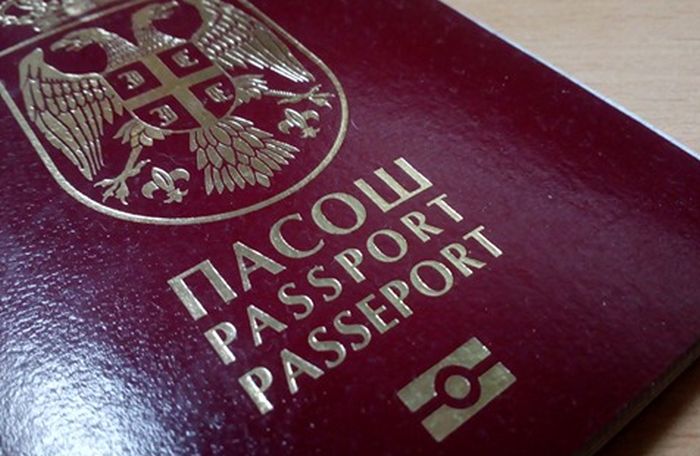 Akár tizenhatezer euróba is kerülhet egy hamis szerb útlevél