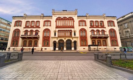 A szerbiai egyetemisták a tandíjak csökkentését követelik