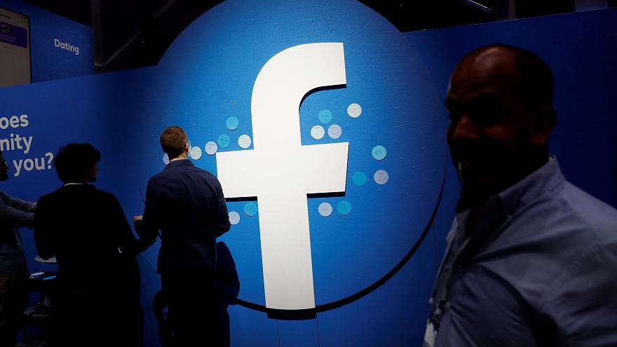 Facebook: Az európai felhasználók beszélgetéseiről nem készítettek leiratot