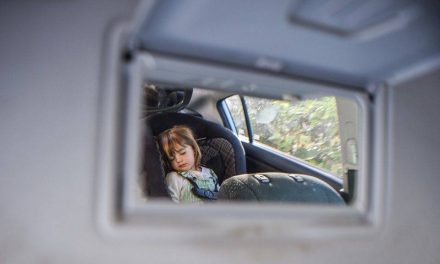 Horvátország: Meghalt egy forró autóban hagyott négyéves kislány