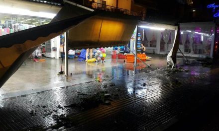 Turisták, köztük két gyermek, haltak meg a viharokban Görögországban