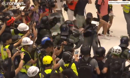 Újabb összecsapások Hongkongban (Videó)