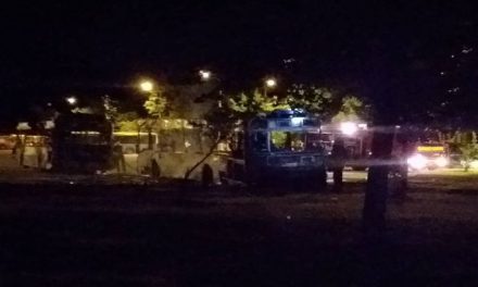 Újvidék: Teljesen kiégett két autóbusz a Futaki úton