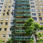 Itthon is elszálltak az ingatlanárak, de Magyarországon méginkább