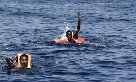 UNHCR: Az idén már mintegy 900 menekült fulladt a Földközi-tengerbe