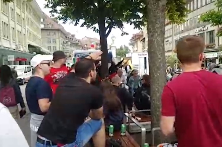 A svájci rendőrök figyelmeztető lövésekkel próbálták megfékezni a Zvezda szurkolóit (VIDEÓ)