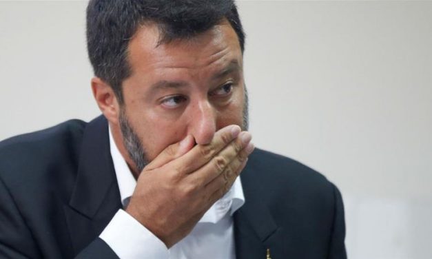 Ügyészi vádemelés indult Salvinivel szemben egy NGO-hajó feltartóztatása miatt