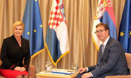 Vučić: Igen, megkértem Kolindát, hogy ne használja a „nagyszerb agresszió” kifejezést