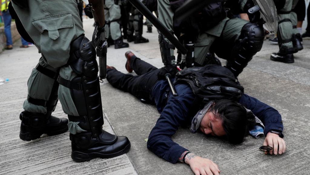 Hongkongi tüntetések – 65 tüntetőt vettek őrizetbe a hétvégén, a legfiatalabb 12 éves