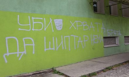 A horvátországi szerbek is elítélték az újvidéki horvátellenes falfirkát