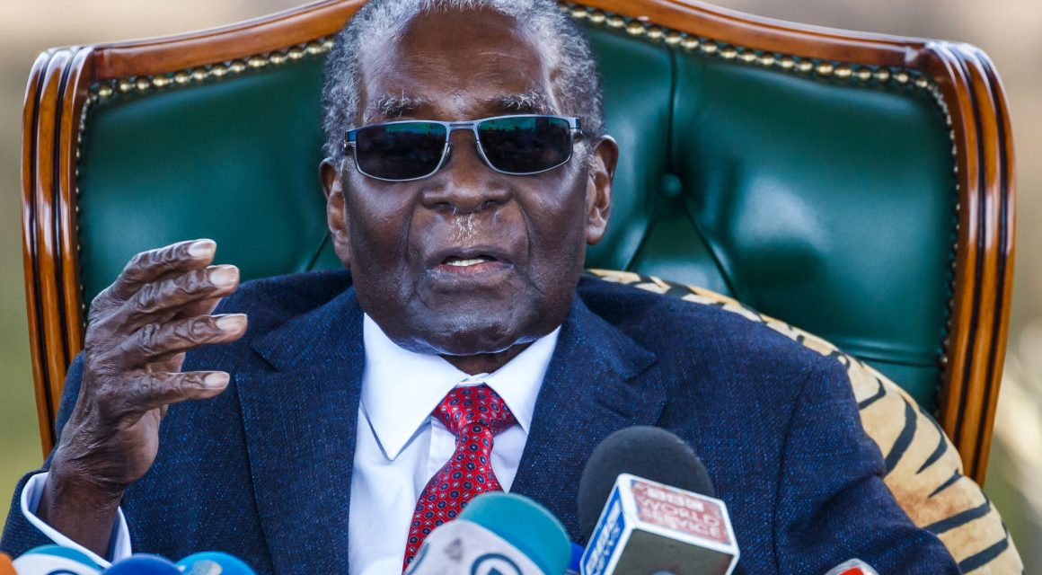 95 éves korában meghalt Robert Mugabe