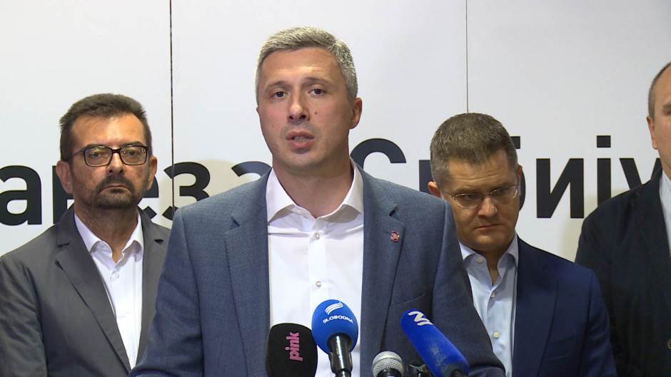 Obradović: Itt a bizonyíték, Vučić legyőzhető a választásokon!