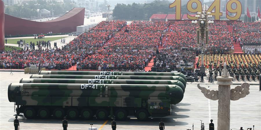 Kínai rakétarendszer érkezett szombaton reggel Szerbiába?