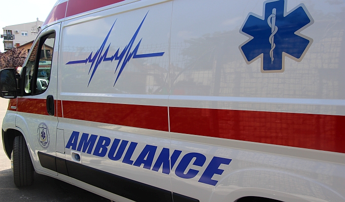 Hat fiatal sérült meg súlyosan egy kamenicai balesetben