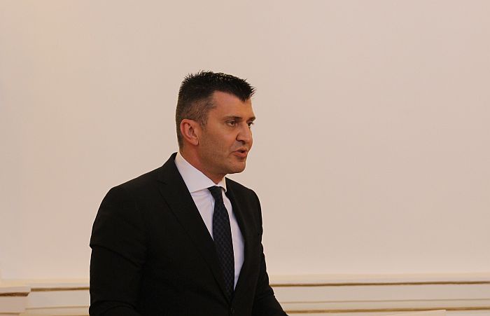 Zoran Đorđević: Cirill betűsek lesznek a táviratok Szerbiában