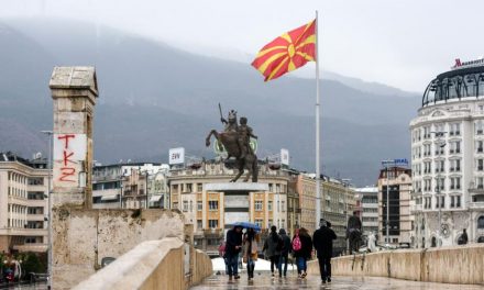 Áprilisban előrehozott választásokat tartanak Észak-Macedóniában