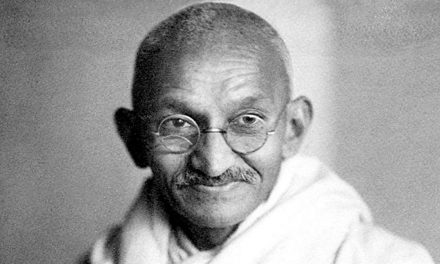 Ellopták Gandhi hamvait