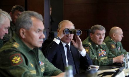 Putyin vezényletével tartottak hadgyakorlatot az orosz nukleáris erők