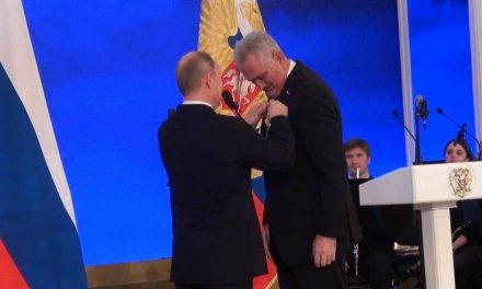 Putyin megköszönte Nikolićnak, amiért gratulált születésnapjára