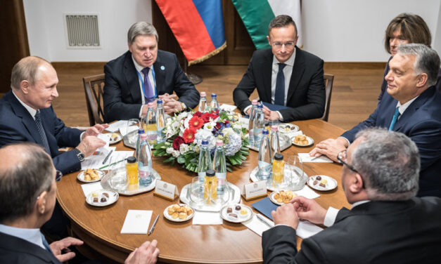 <span class="entry-title-primary">Lavrov hazudtolta meg Orbánt</span> <span class="entry-subtitle">Az oroszok csalásnak tartják a fegyverszünet-javaslatokat</span>