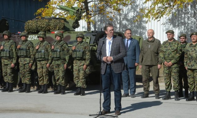 Vučić: Szerbia nem exportál több lőszert