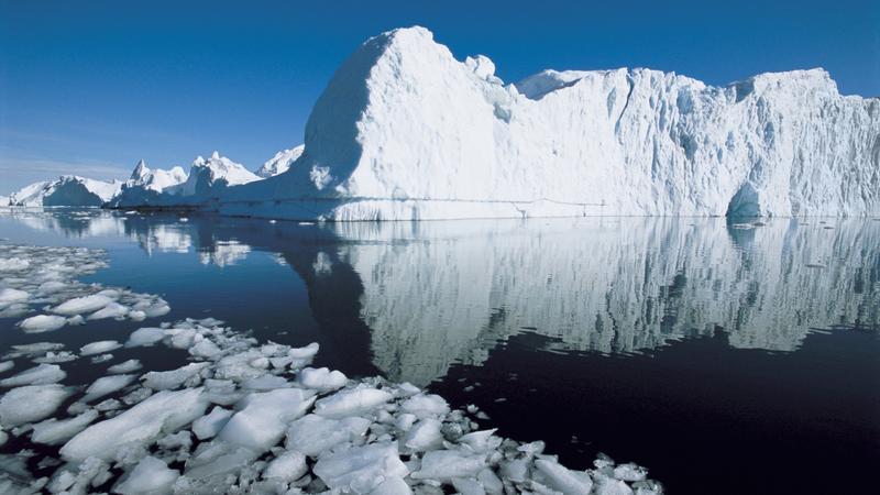 Mozgásba lendült az Antarktiszról leszakadt 315 milliárd tonnás jégtömb