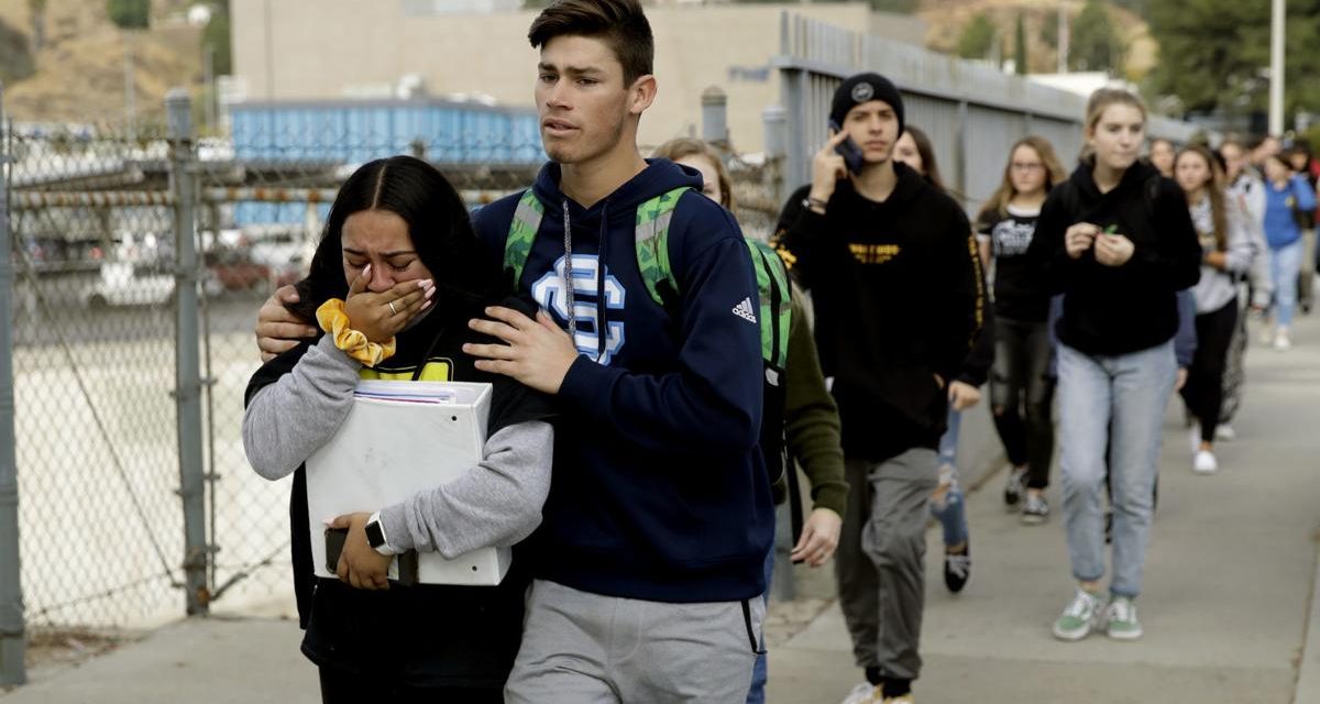 Belehalt sebesüléseibe a kaliforniai iskolai lövöldözés gyanúsítottja
