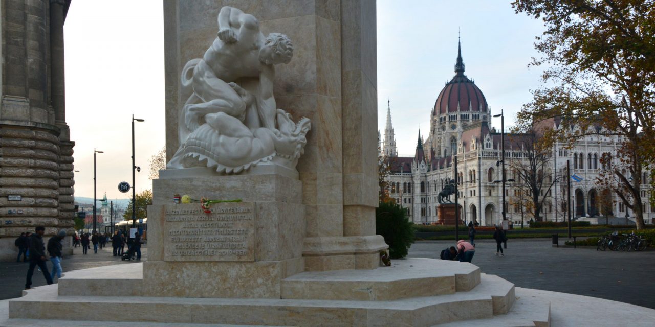 A veszélyhelyzet meghosszabbításáról dönt a magyar parlament