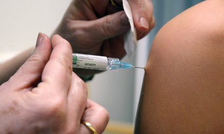 A regisztráltak 90 százaléka már megkapta a vakcinát