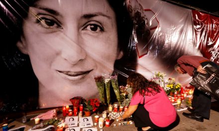 Miniszter és kabinetfőnök mondott le a máltai újságíró-gyilkosság miatt