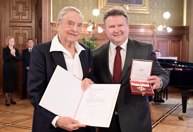 Soros Györgyöt kitüntették Bécsben