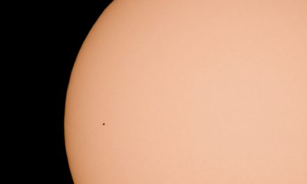 Elhaladt a Nap előtt a Merkúr (Fotó)