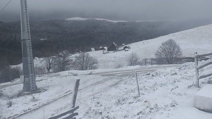 Montenegróban leesett az első hó (Fotók)