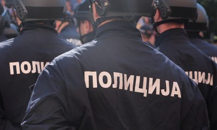 Szerb rendőrök erősítik idén nyáron Isztriában horvát kollégáik munkáját
