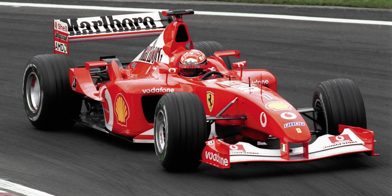 Elárverezik Michael Schumacher legendás 2002-es Ferrariját