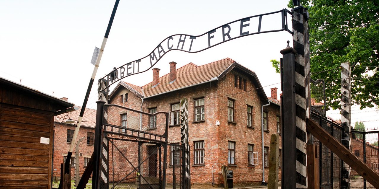 Közösen újítják fel az egykori auschwitzi koncentrációs tábor egyik blokkját a volt jugoszláv tagköztársaságok