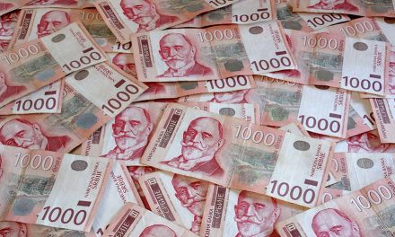 Tévedésből több ezer dinárt vont le ügyfeleitől a Banca Intesa